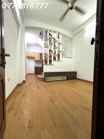 Bán nhà Yên Hòa, Cầu Giấy – dân xây – 30m2, 5 tầng, mt 3,8m – nhỉnh 6 tỷ